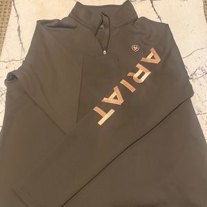 Ariat quarter zip
